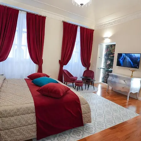 Rosetta Burger Queen