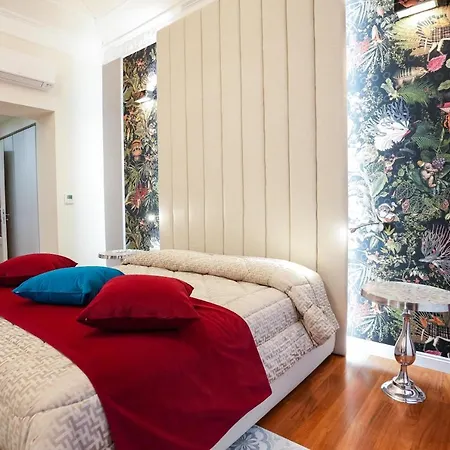 Rosetta Burger Queen 4*