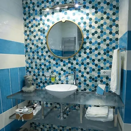 Rosetta Burger Queen ゲストハウス 4*