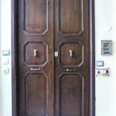 ゲストハウス Rosetta Burger Queen