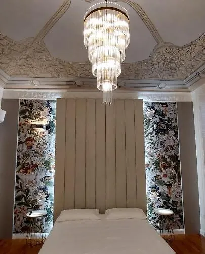 Rosetta Burger Queen