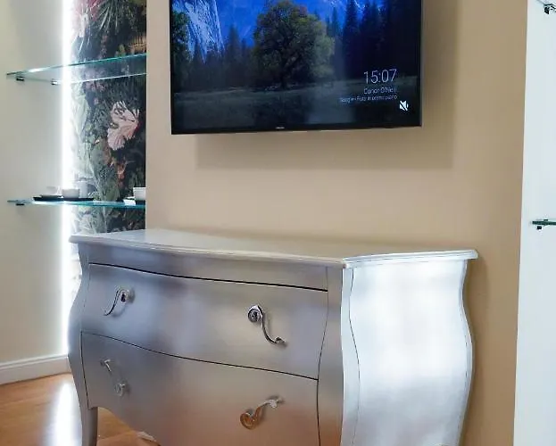 Rosetta Burger Queen