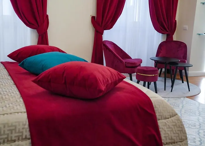 Rosetta Burger Queen 4* كالياري