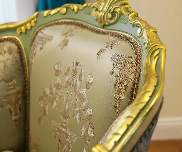 بيت ضيافة Rosetta Burger Queen 4*