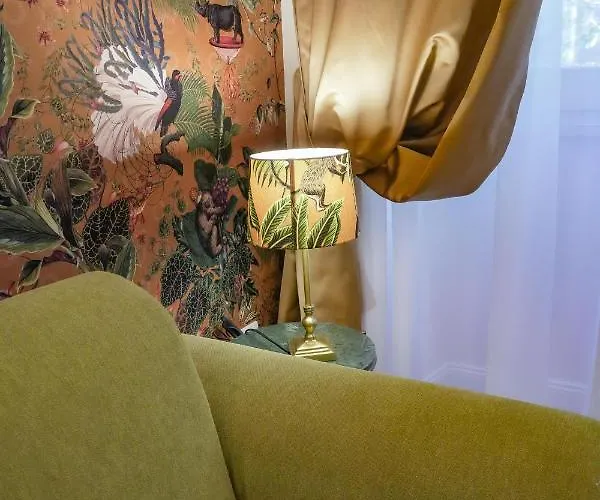 Rosetta Burger Queen بيت ضيافة كالياري