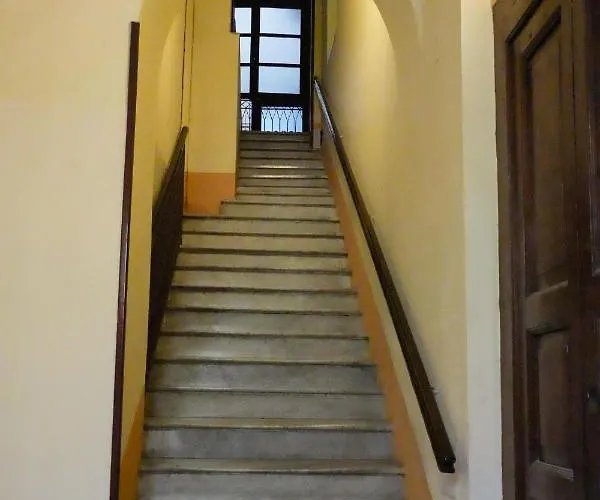 Rosetta Burger Queen كالياري